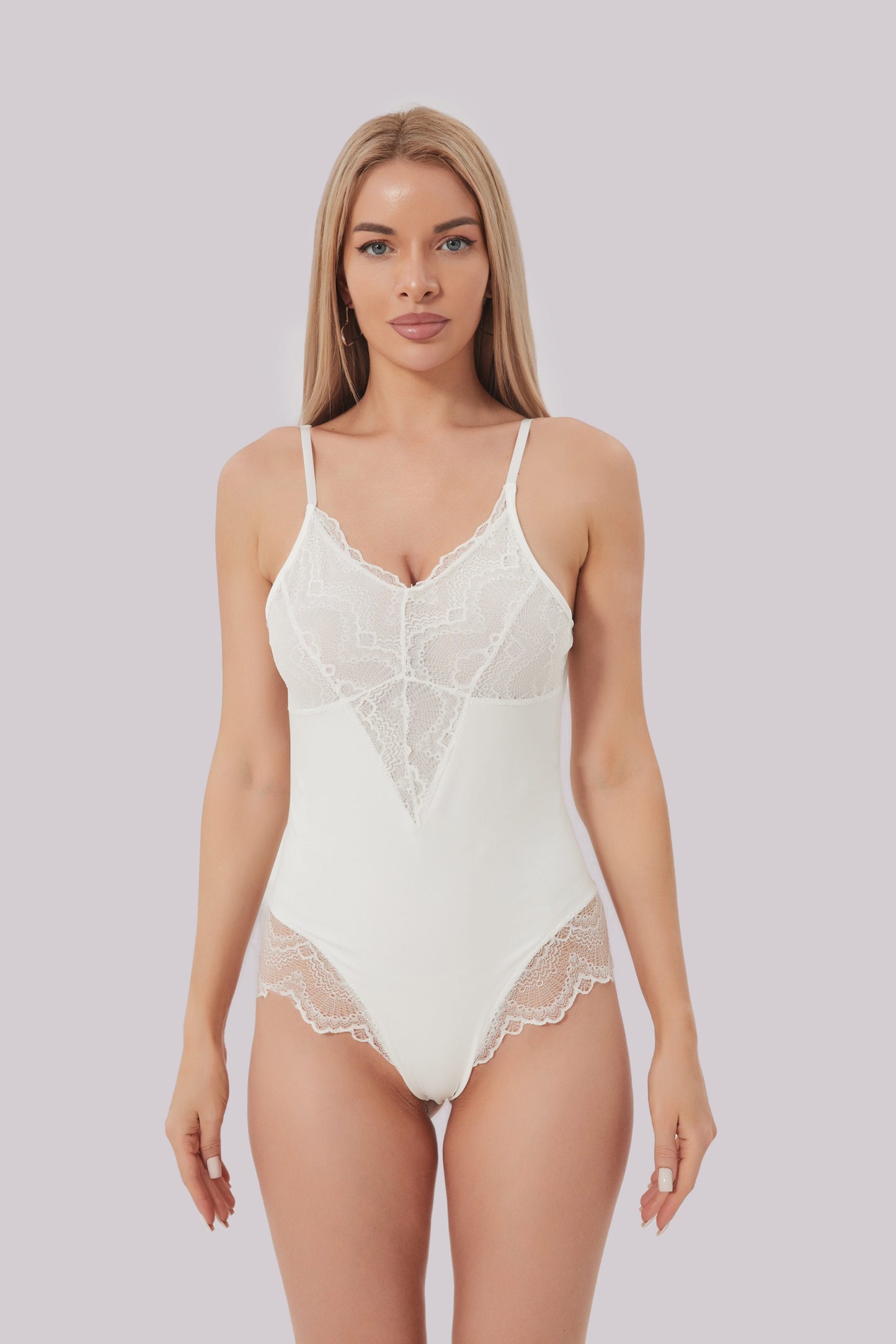 Bądź Sobą® Rosaline - Koronkowe body Shapewear
