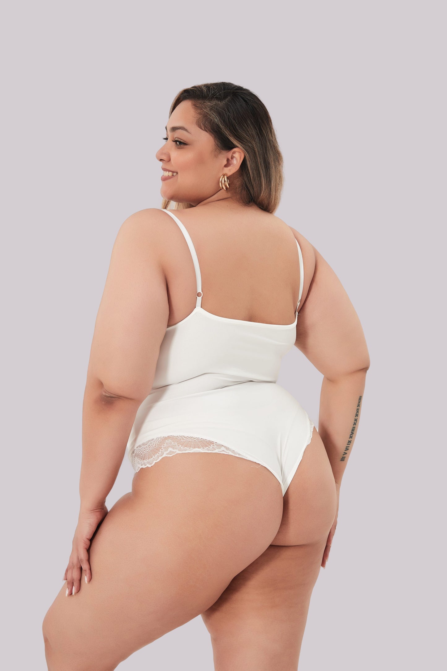 Bądź Sobą® Rosaline - Koronkowe body Shapewear