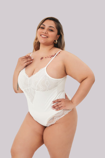Bądź Sobą® Rosaline - Koronkowe body Shapewear
